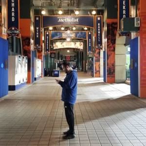 Meet your Posher, Emilio